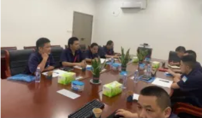 漂亮少妇高潮A片XXXX